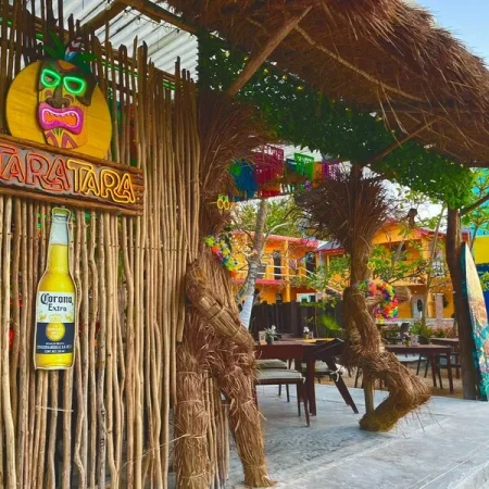 tara-tara-tiki-room-holbox-reserva-reservandonos-9