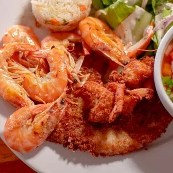 El-Coleguita-Mariscos-Puerto-Vallarta-Reservandonos.com-1