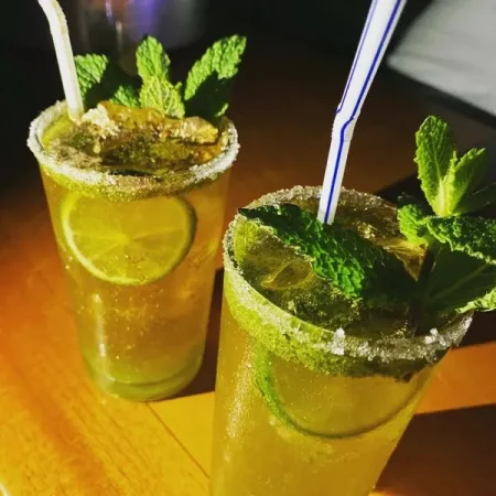 fonda-la-alcagueta-bar-bogota-reserva-reservandonos-12