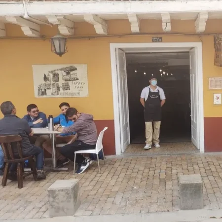 restaurante-la-puerta-falsa-zipaquira-reserva-reservandonos-2 (1)
