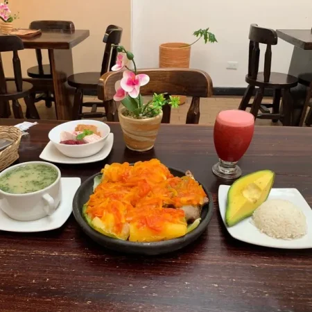 restaurante-la-puerta-falsa-zipaquira-reserva-reservandonos-6