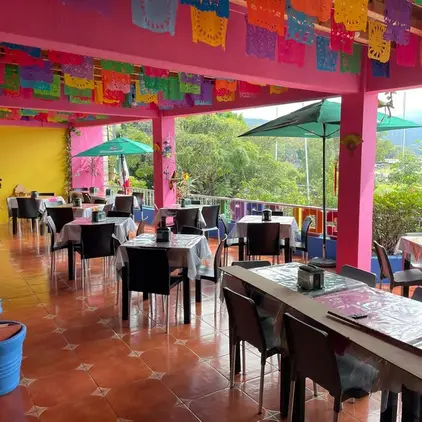 restaurante-colibri-valle-de-bravo-reserva-reservandonos-1