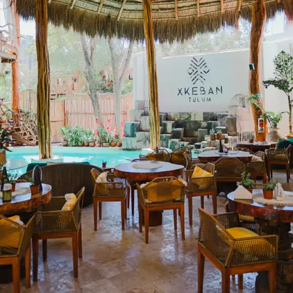 xkeban-restaurant-rooftop-tulum-con-reservandonos-4
