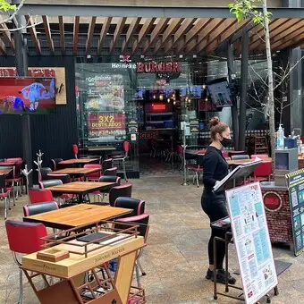 Restaurante-Burger-Bar-Joint-Toreo-con-Reservandonos-8