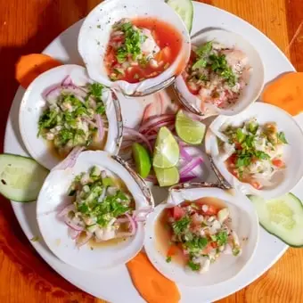 El-Coleguita-Mariscos-Puerto-Vallarta-Reservandonos.com-