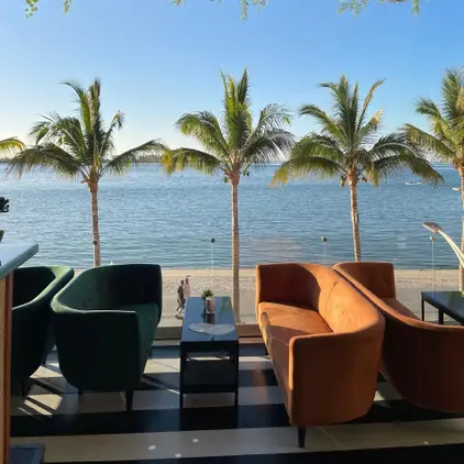 macarena-sunset-bar-la-paz-con-reservandonos-6