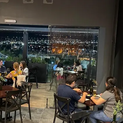 restaurante-fusionne-zakia-reserva-reservandonos-12