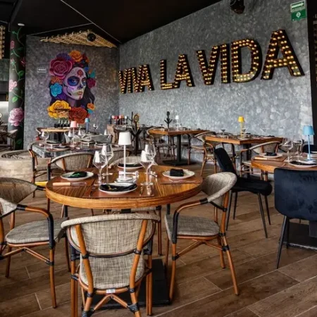restaurante-latina-galerias-metepec-con-reservandonos-1