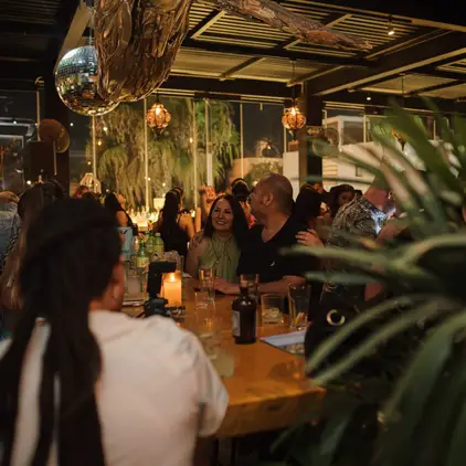 dalton-gin-bar-san-jose-del-cabo-con-reservandonos-3