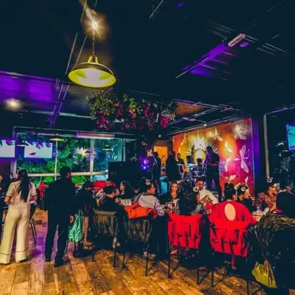 xicatana-cantina-mezcalera-oaxaca-con-reservandonos-5
