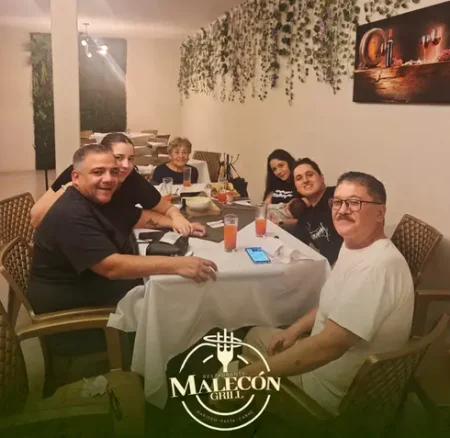 restaurante-malecon-grill-teapa-reserva-reservandonos-3