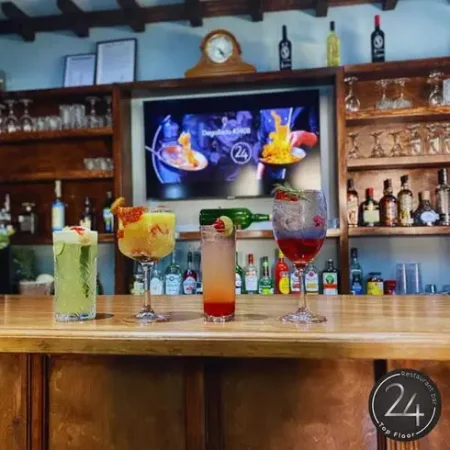 restaurante-bar-24-top-floor-nuevo-laredo-reserva-reservandonos-11