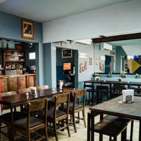 restaurante-bar-24-top-floor-nuevo-laredo-reserva-reservandonos-14