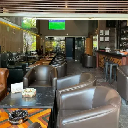 cigar-point-roma-con-reservandonos-3