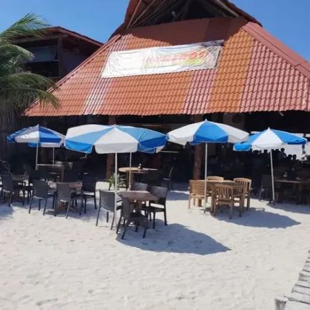 lancheros-mexican-seafood-isla-mujeres-con-res