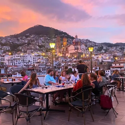 Los 5 mejores restaurantes para celebrar el Día de Muertos en Guerrero