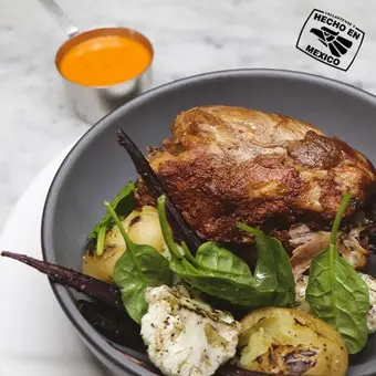 La-Leche-Restaurant-con-Reservandonos-2