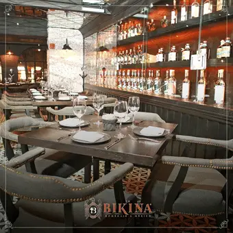 La-bikina-restaurante-Reservándonos