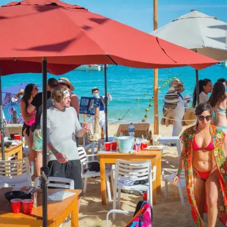 Hungry-Shark-Cabos-Reservandonos-3