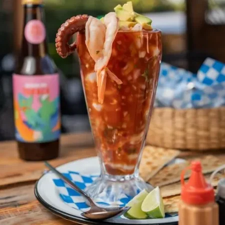 f7fc2de3-27f6-4847-aa0b-2b93a09f6eeb-juan-ra