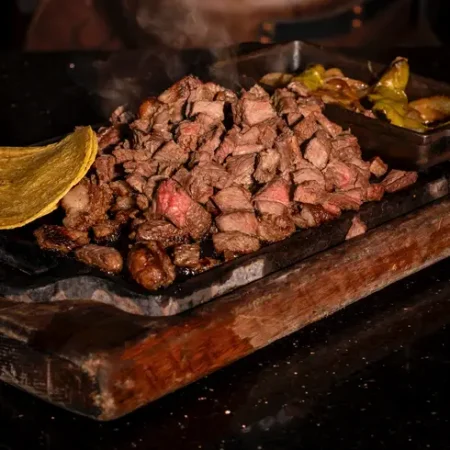 brass-cancun-con-reservandonos-1