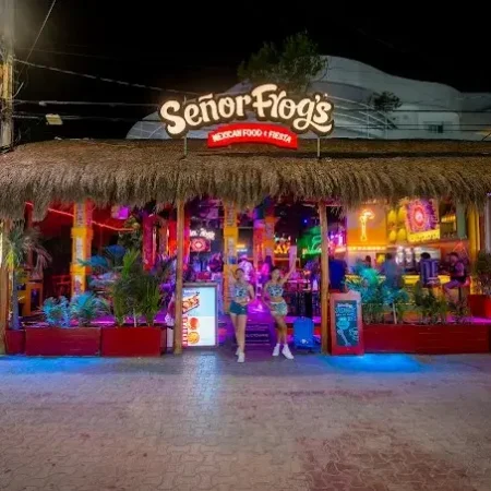 senor-frogs-quinta-avenida-con-reservandonos-2